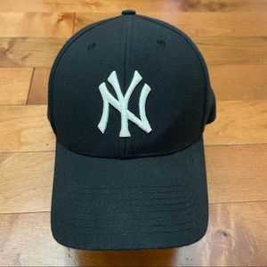 twins enterprise yankees hat